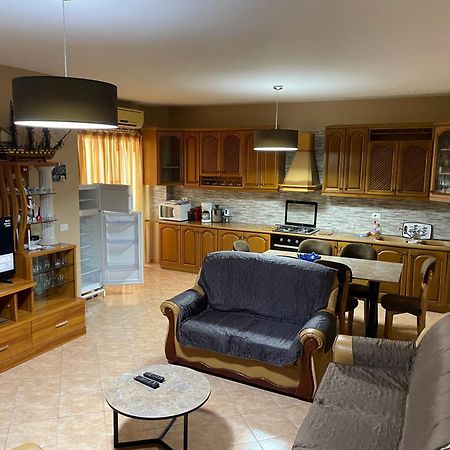 Lovely Place. Close To Beach & Boulevard Vlore Ngoại thất bức ảnh