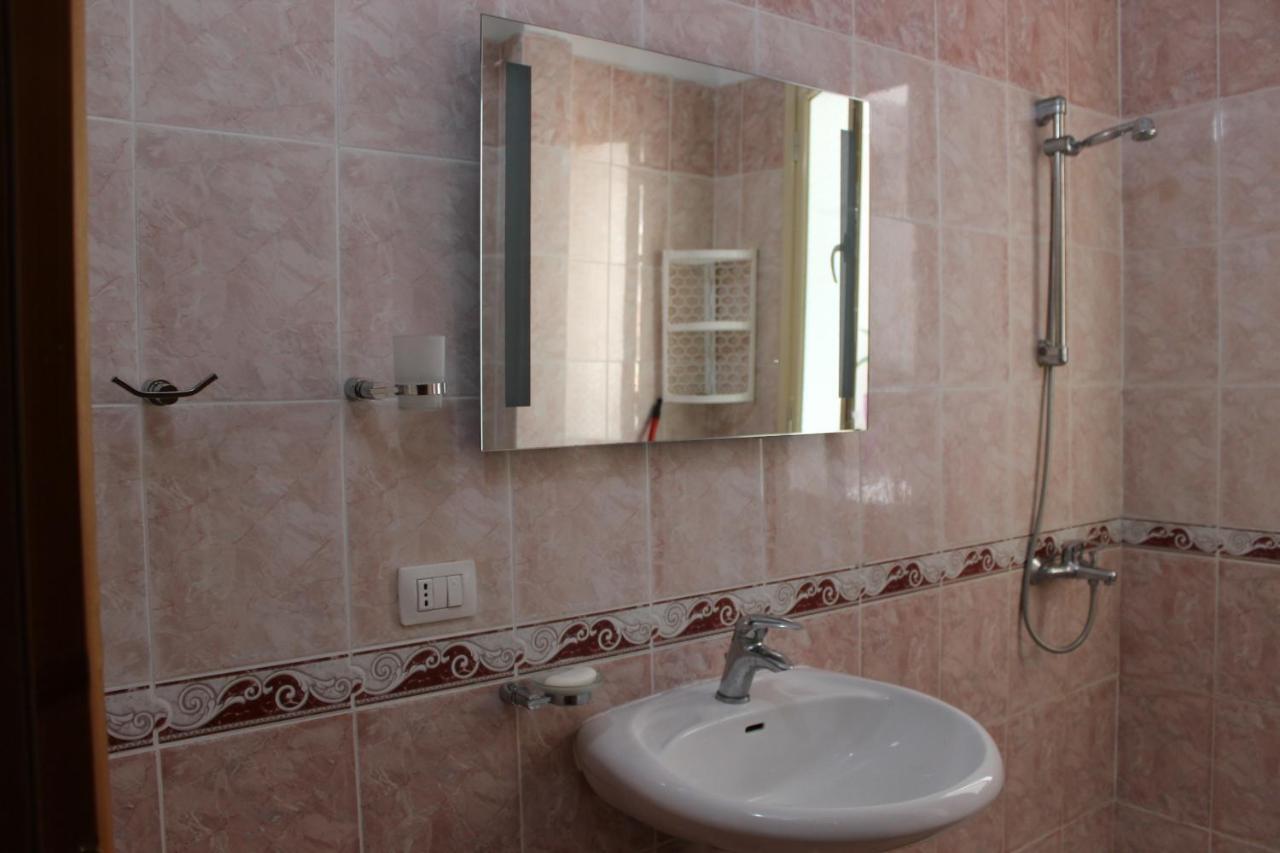 Lovely Place. Close To Beach & Boulevard Vlore Ngoại thất bức ảnh